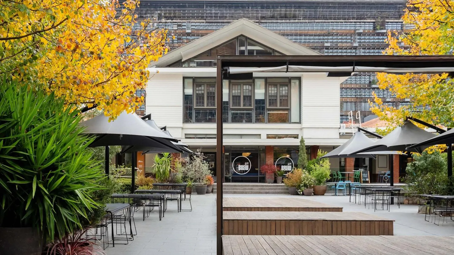 Peppers Gallery Hotel Canberra