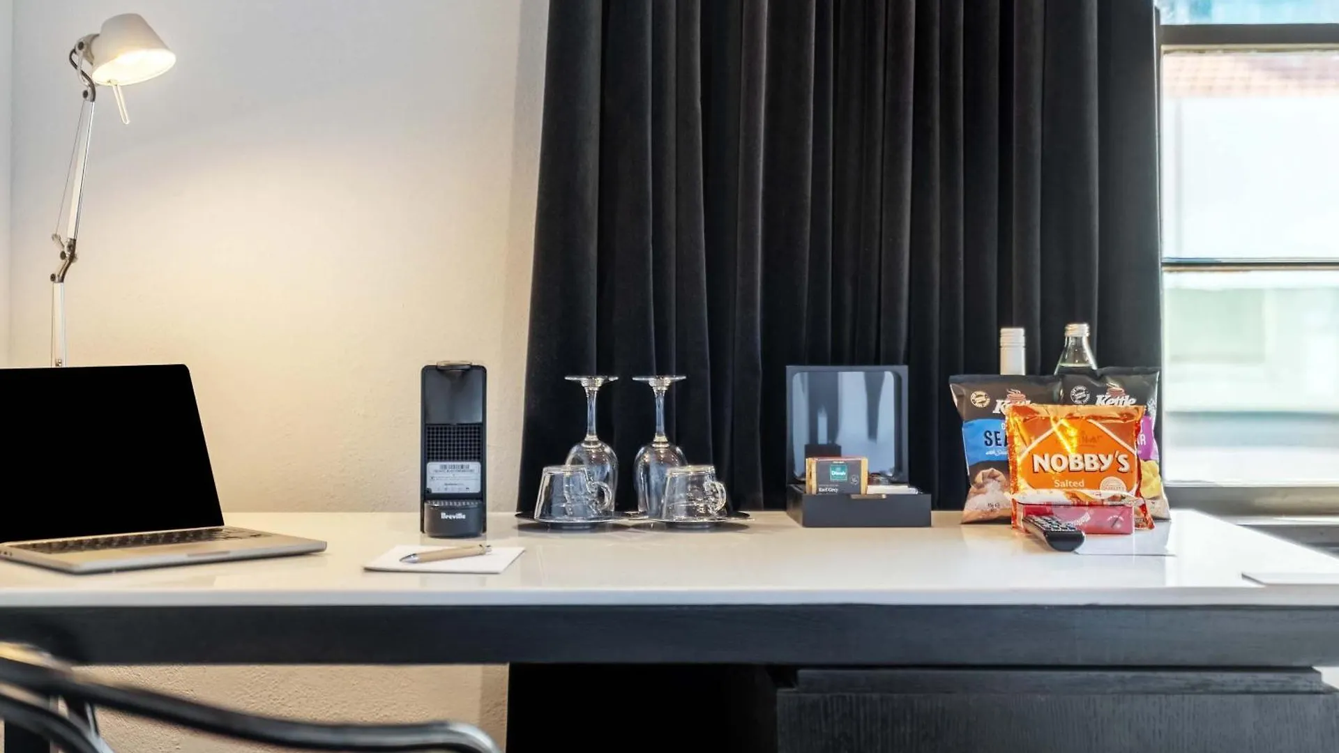 Peppers Gallery Hotel Canberra