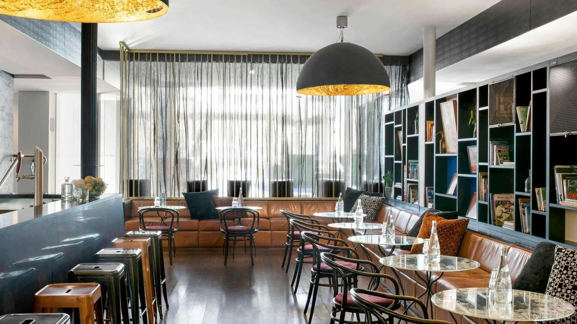 Peppers Gallery Hotel Canberra