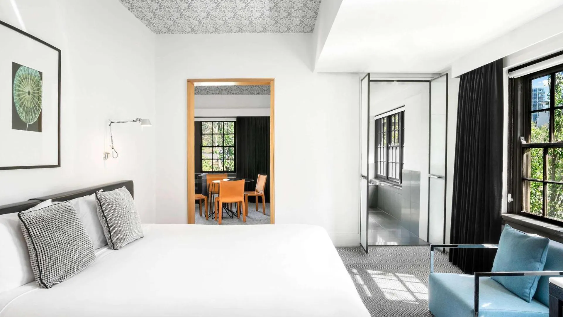 Peppers Gallery Hotel Canberra